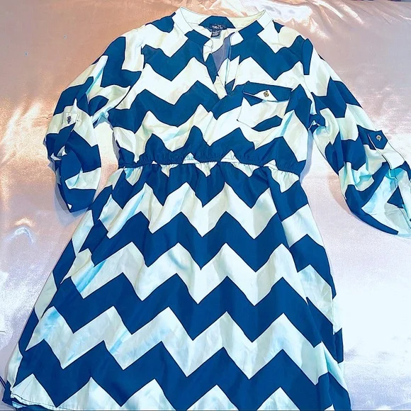 Rue21 | Dresses | Rue 2 Sea Greenturquoise And Navy Zigzag Striped Dress L  | Poshmark